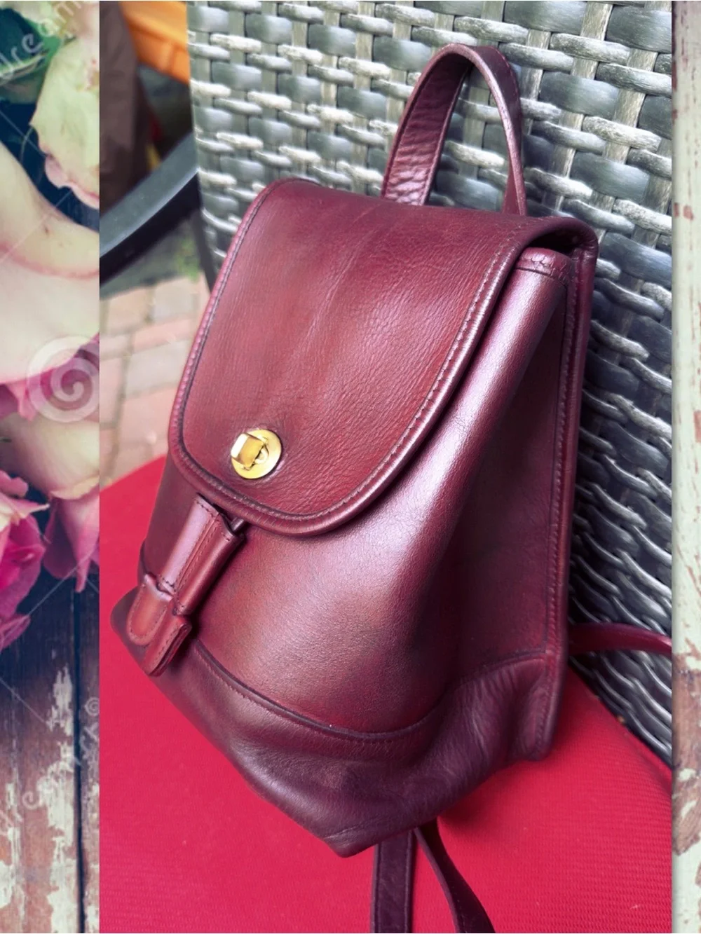 VINTAGE COACH BURGUNDY DAYPACK / BACKPACK 9960